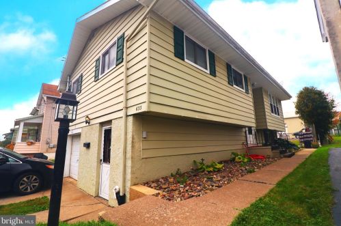 633 Ridge Ave, Hazle Township, PA 18202-3618