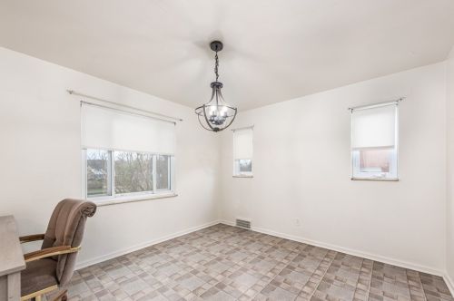 340 Spg Vly Rd, Pittsburgh PA 15243-1418 exterior