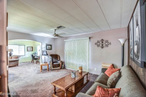 25403 Wyoming Ave, Chandler AZ  85248-6460 exterior