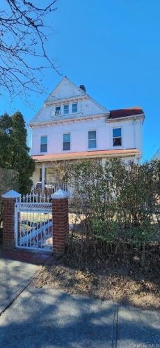 102 6th Ave, Mount Vernon, NY 10550-3017