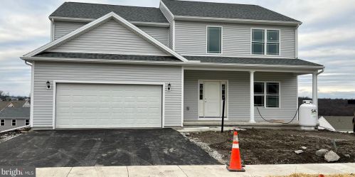 35 Steeple Chase Dr, York Haven PA  17370 exterior