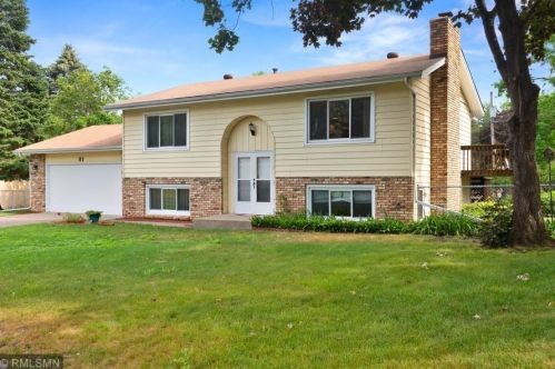 81 Alden Cir, Minneapolis, MN 55432-3024
