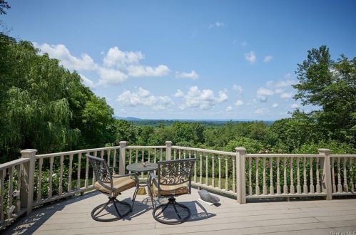 53 Stagecoach Pass, Stormville, NY 12582-5115