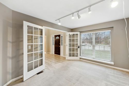465 Brandsteade Ct, Cincinnati, OH 45255-3628