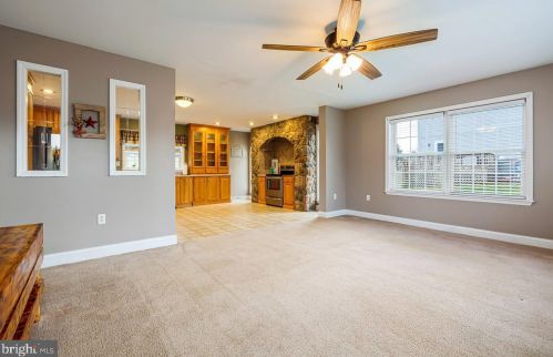280 Massanutten Dr, Edinburg VA  22824-3022 exterior