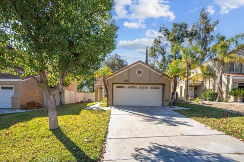 31734 Calle Novelda, Temecula CA  92592-3745 exterior