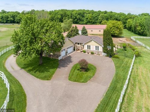15150 Diamond Lake Rd, Otsego, MN 55327-9517