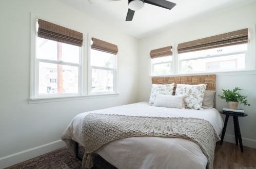 2221 Lincoln Ave, San Diego CA  92104-2412 exterior