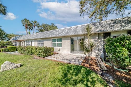 3327 Trophy Blvd, New Port Richey, FL 34655-1940