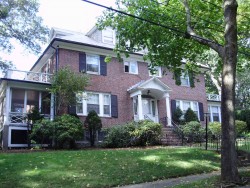 54 Bonad Rd, Newton, MA 02465-2949