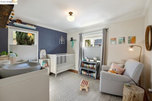 4434 Albert St, Oakland CA 94619-2721 exterior