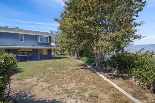 12065 Westwood Ln, Colton CA  92313-5309 exterior