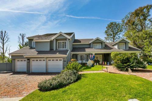 736 Greenridge Dr, La Canada, CA 91011-4203