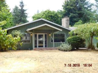 4421 Clar Mar Ln, Olympia, WA 98501-4711