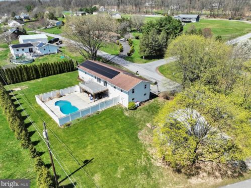 32 North Dr, Schuylkill Haven PA  17972-8955 exterior