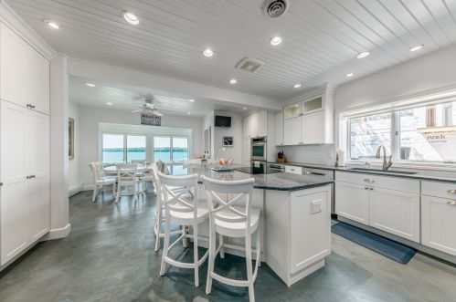 545 Griffith St, Lake Mills, WI 53551-1001