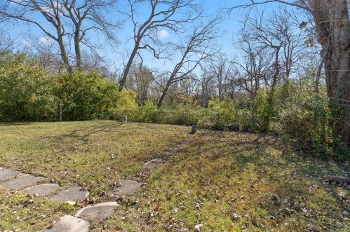 7047 Norwood Dr, Darbydale OH  43123-9643 exterior