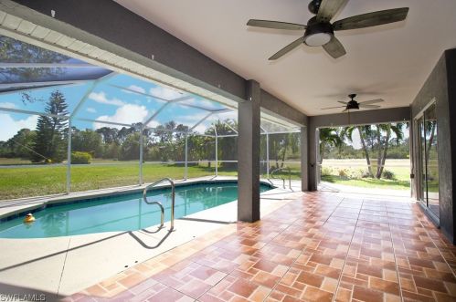 411 Candlewick Cir, Lehigh Acres, FL 33936-7743