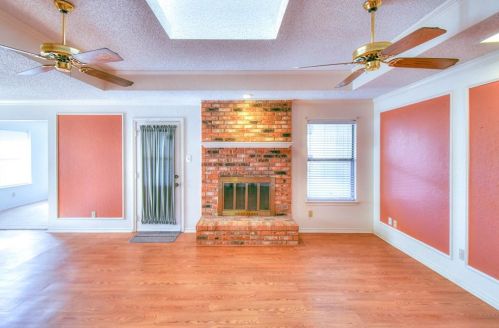 7708 Pampas Dr, Fort Worth, TX 76133-7946