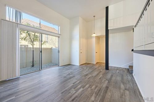 7869 Starling Dr, San Diego, CA 92123-2747