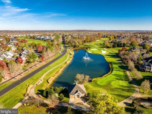 18506 Pelicans Nest Way, Leesburg VA  20176-3963 exterior