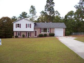 8614 Amish Dr, Fayetteville, NC 28314-8428