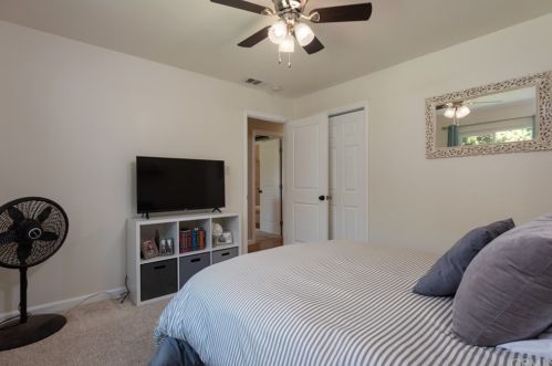 2591 White Ave, Chico CA  95973-0622 exterior