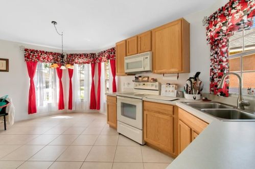 444 Grand Canal Dr, Kissimmee FL 34759-4360 exterior