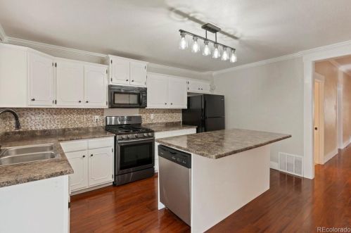 923 Bragdon Ave, Pueblo CO 81004-2421 exterior