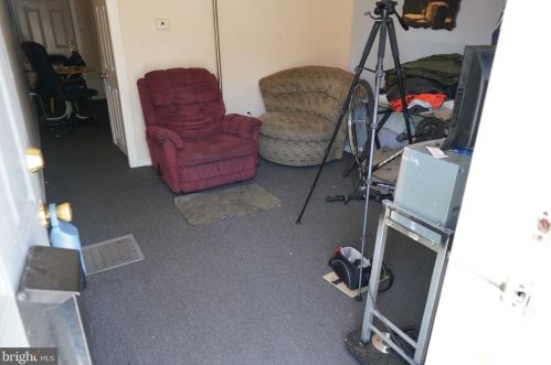 719 Chestnut St, Camden NJ  08103-2401 exterior