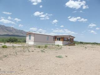 388 Mesquite Ln, Hilltop, AZ 85632-8137