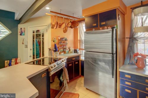 405 Boas St, Harrisburg PA 17102-1707 exterior