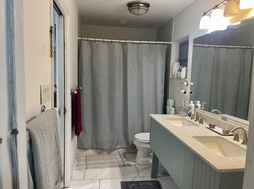 525 Billiar Ave, Fort Pierce FL  34983-8730 exterior