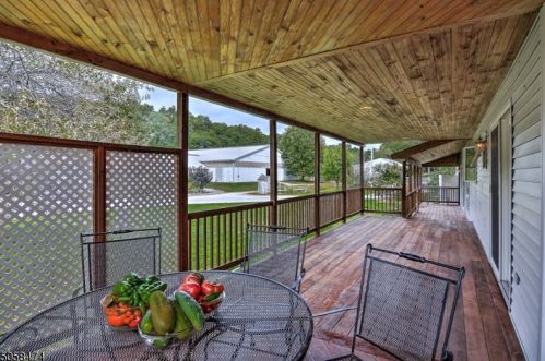 909 Greenville Rd, Wantage NJ  07461-3614 exterior