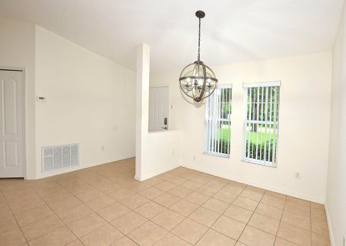 7715 95th Ct, Vero Beach FL  32967-3828 exterior