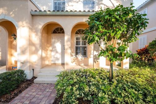 6092 Islandwalk Blvd, Naples, FL 34119-9562
