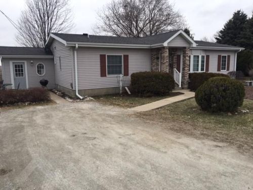 200 Country Dr, Mondamin, IA 51557-4096