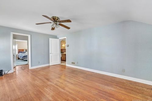 186 Margherita Lawn, Stratford CT  06615-7546 exterior