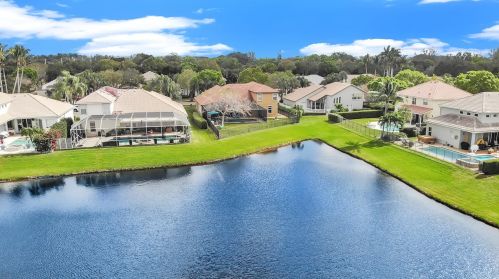 7219 Serrano Ter, Delray Beach FL  33446-2200 exterior