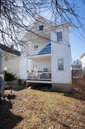 33 Manitou Ave, Poughkeepsie NY  12603-2731 exterior