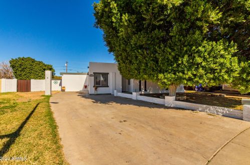 5936 Columbus Ave, Phoenix, AZ 85033-4636