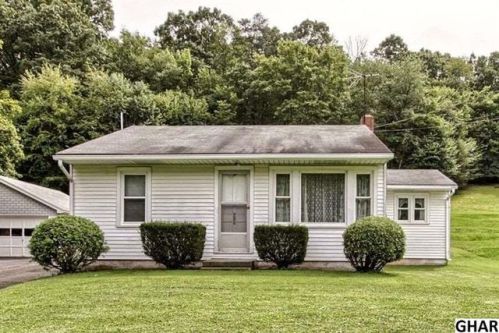 780 Bower Rd, Shermansdale, PA 17090-8800