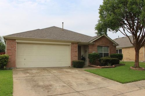 3017 Sawgrass Dr, St Paul, TX 75098-7661