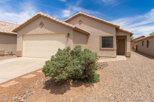 2874 Simplicity Dr, Tucson, AZ 85741-1577