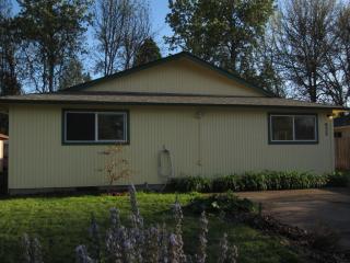 932 Bethel Pl, Corvallis, OR 97333-1843