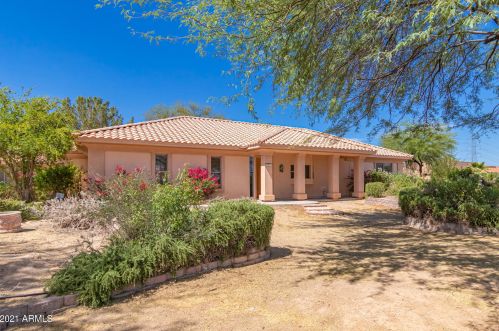 4914 Saguaro Park Ln, Glendale, AZ 85310-3013
