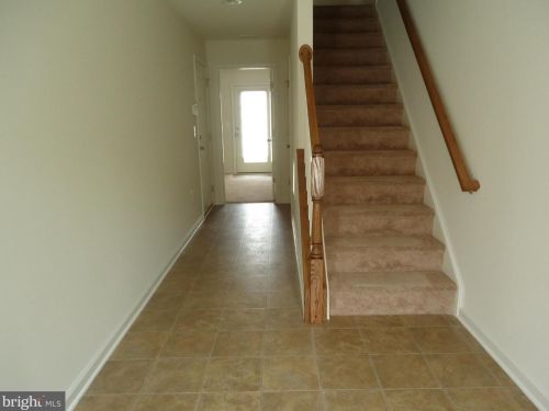 205 Dundee Pl, Fredericksburg, VA 22405-2083