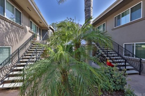 2019 Oliver Ave, San Diego CA 92109-5543 exterior