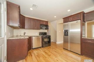 209 Lawrence St, Hempstead NY  11553-1014 exterior