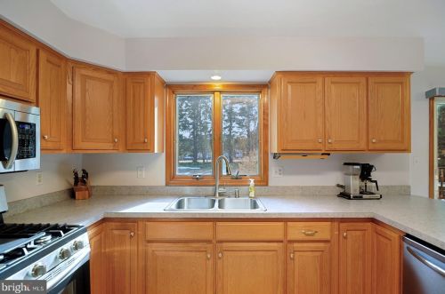 14 Huntington Cir, Dover DE  19904-9611 exterior